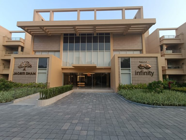 senior living in Kolkata